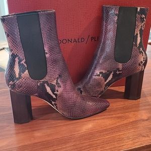 Donald J Pliner boots